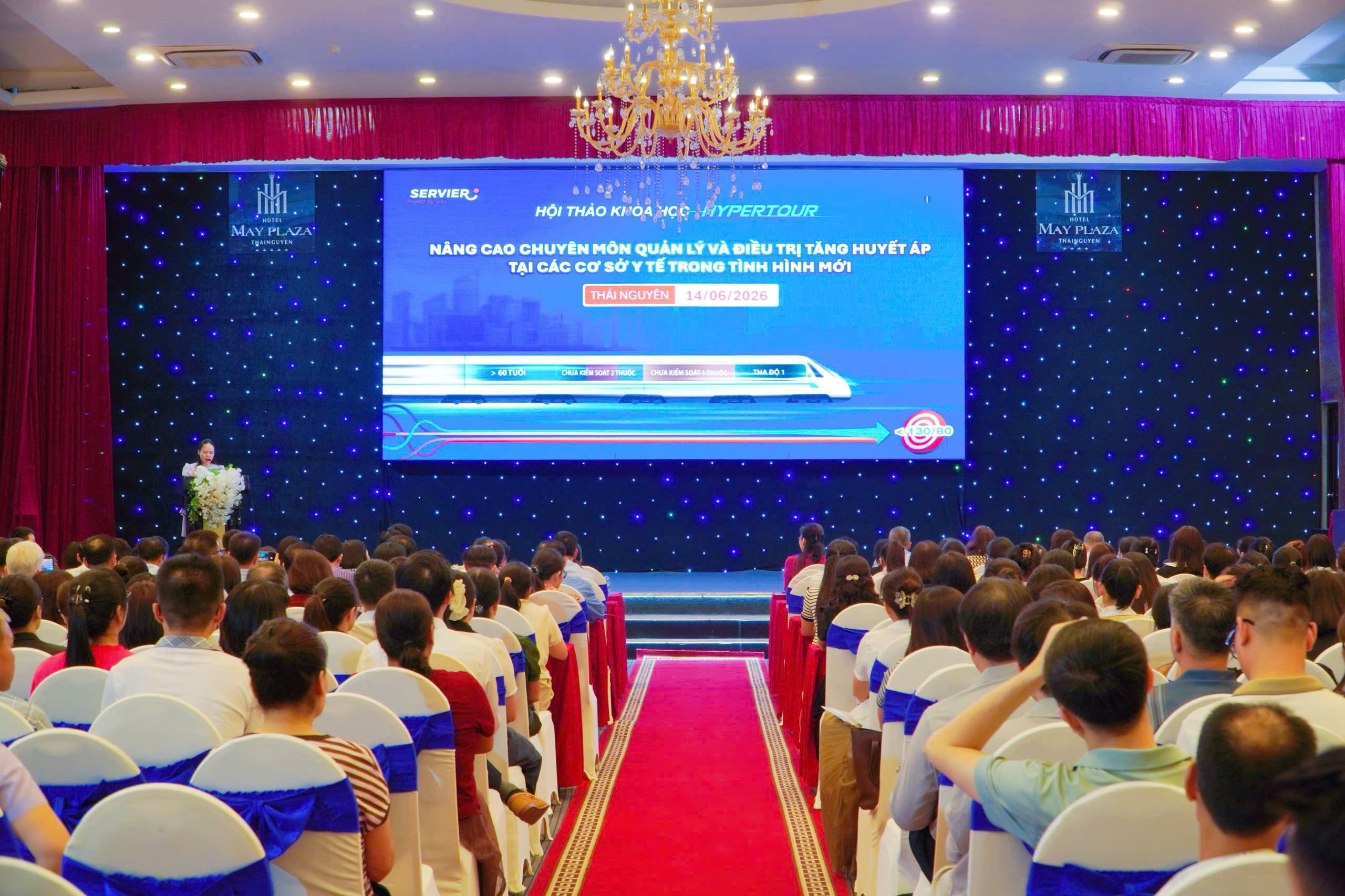 Các đại biểu tham dự Hội thảo khoa học về quản lý và điều trị tăng huyết áp